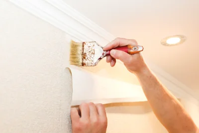 Pose de papier peint à Nevoy — revêtements muraux et toiles de verre